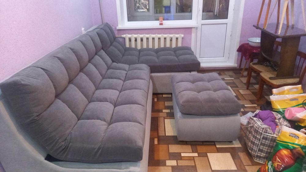 Продаю диван пума артопидический 200 тысяч...СРОЧНО!!!