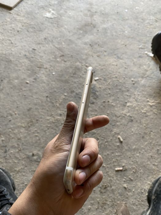 Iphone 7+  30мын саудасы бар