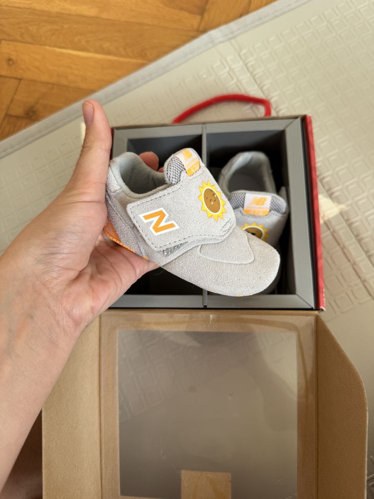 Нови бебешки обувки New Balance 574 – размер 18,5 см