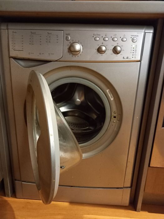 Пералня Indesit IWC 6105 S