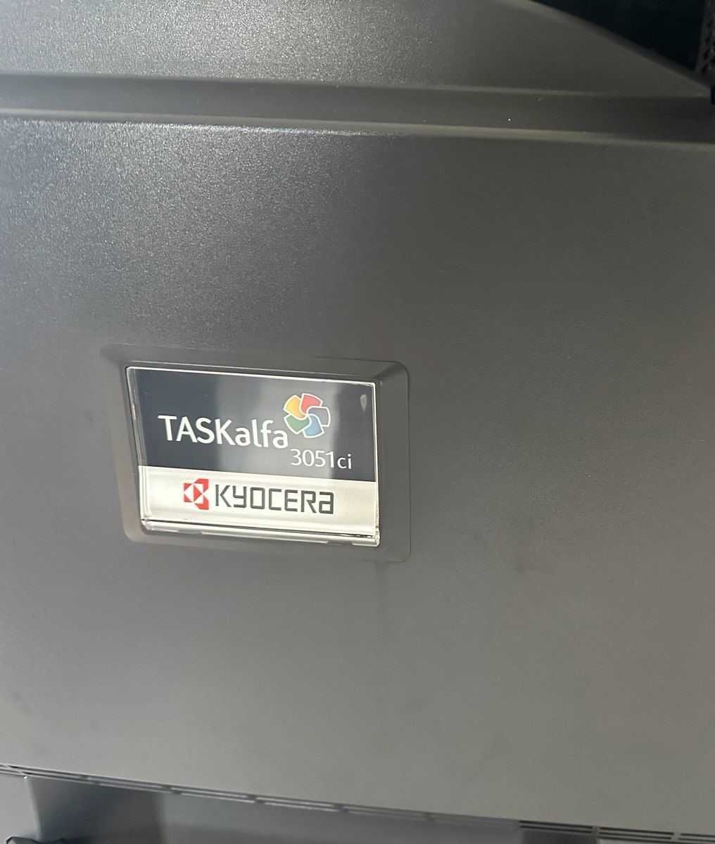 Multifunctional Laser color Kyocera Taskalfa 3051ci