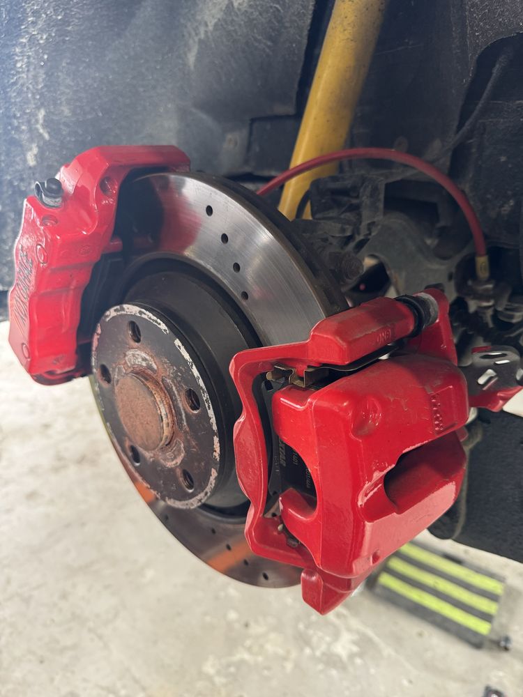 Pachet etriere frana Brembo