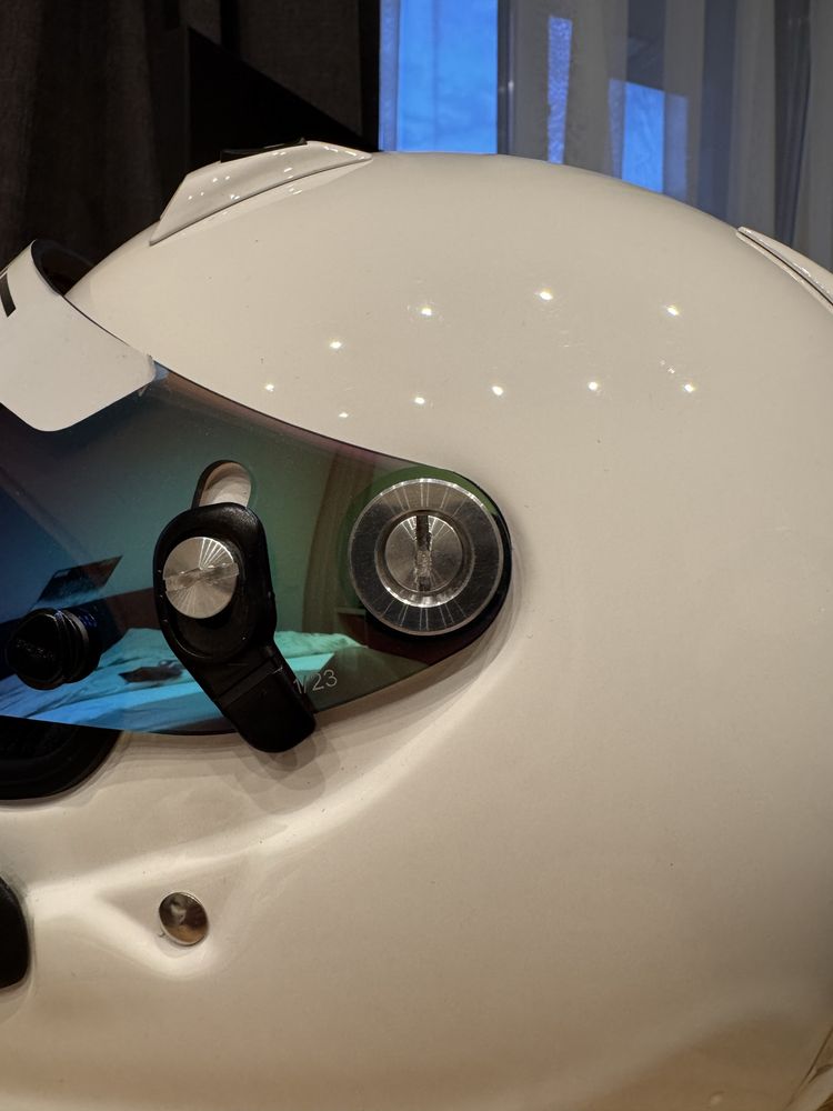 Каска Arai SK-6 + три визьора