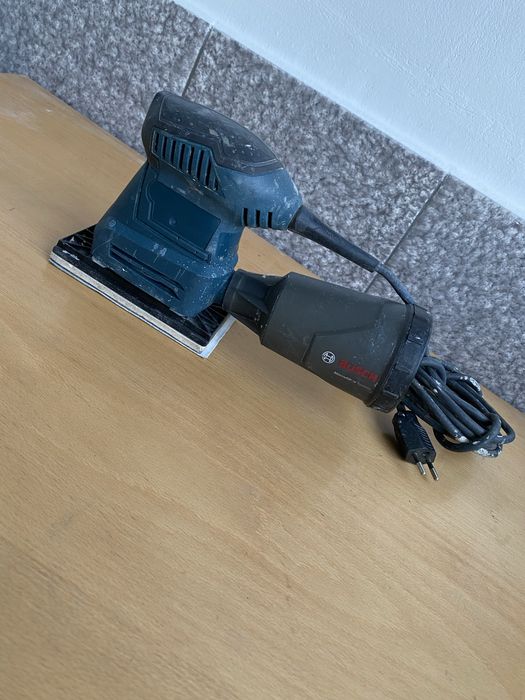 BOSCH GSS 160-1 A - Професионален виброшлайф на бош