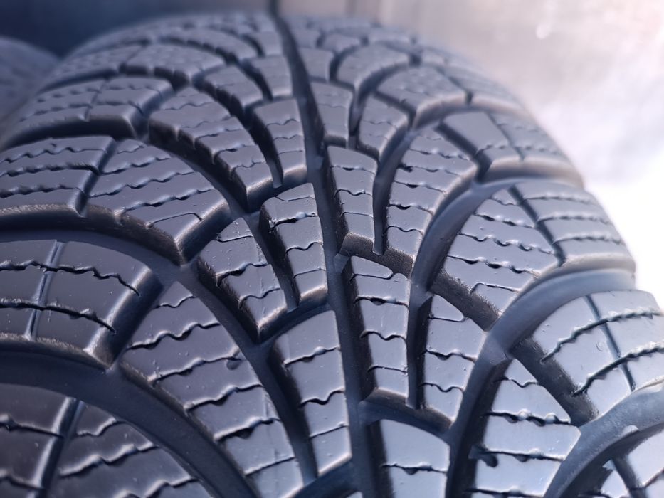 185/60/15 Goodyear