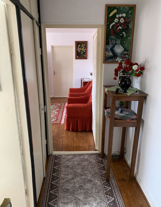 Doua camere . Apartament de inchiriat Bistrita . Aleea Margaretelor .