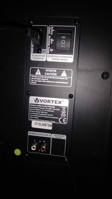 Boxa Vortex : bluetooth, 2 difuzoare, putere 30w - impecabila: ca Noua