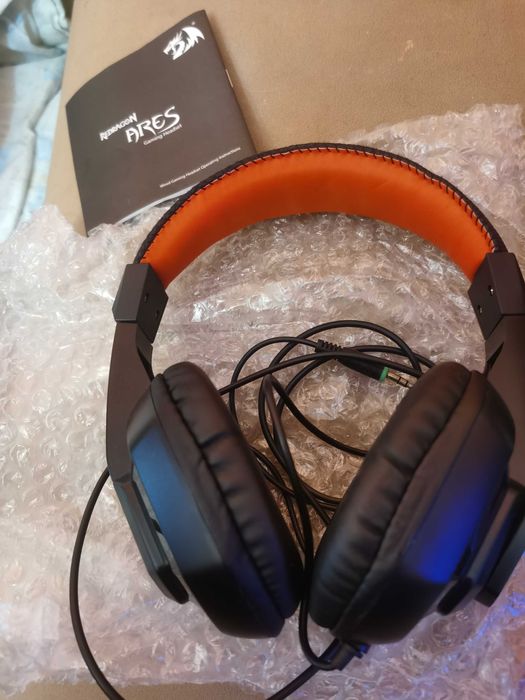 Геймърски слушалки REDRAGON