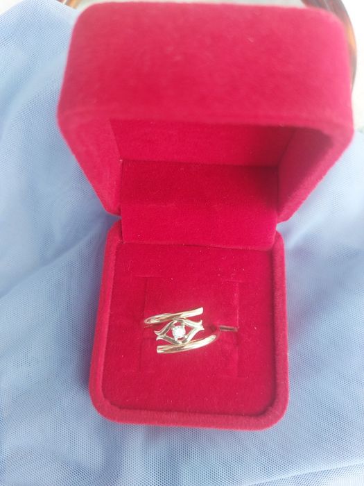 Золотое кольцо 585