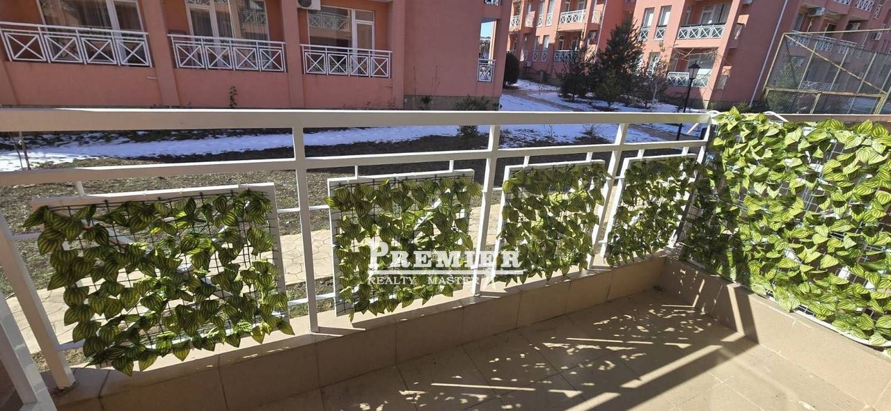 Продава се Едностаен апартамент в к.к. Слънчев бряг - 31 кв.м за 1033 €/кв.м - Снимка #4