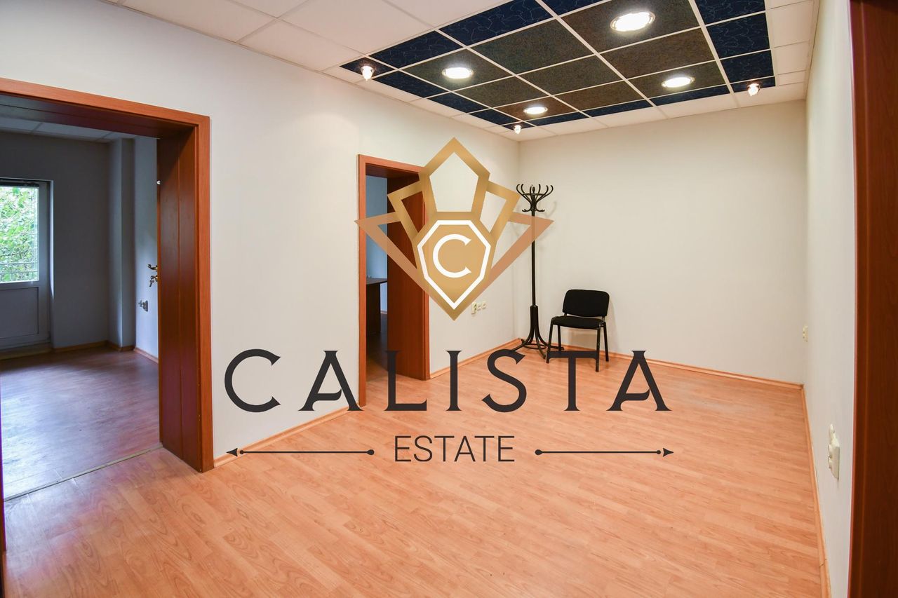 Дава се под наем Офис в София, Център - 120 кв.м за 1000 € - Снимка #2