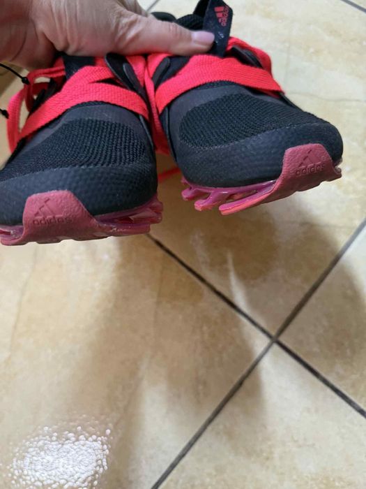 Маратонки Adidas