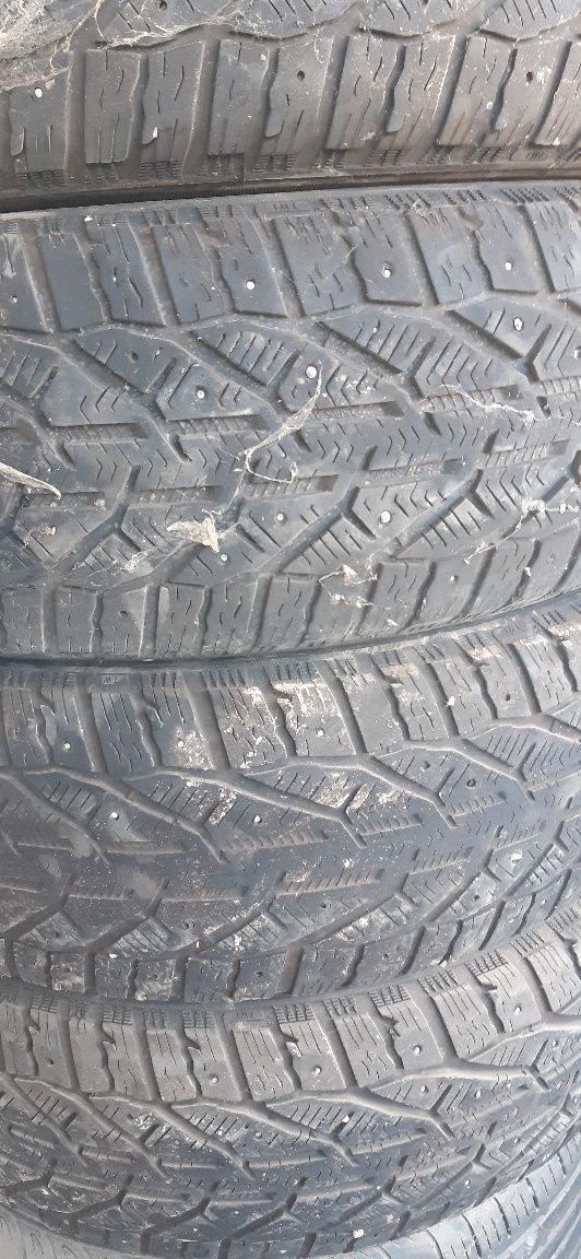 Зимни балон 225 65 R17