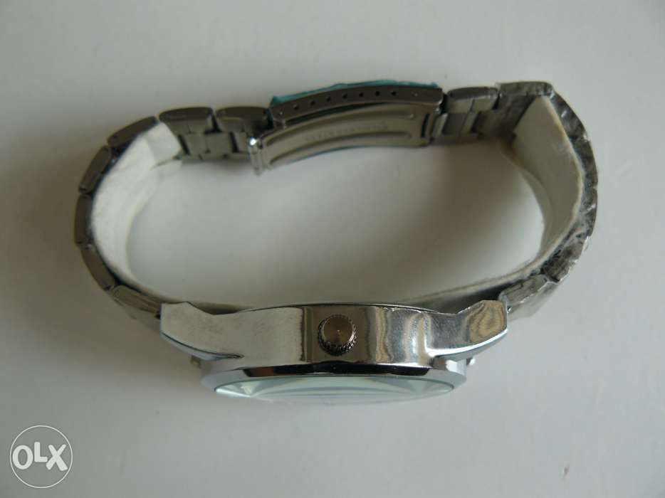 Ceas Barbati "RUILI" BM 02 Cu Bratara Metalica,Mecanism Quartz