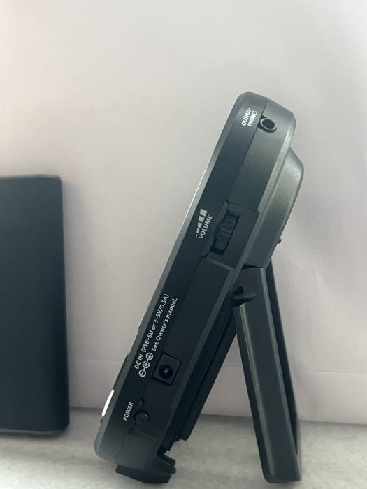 Roland VT-12-BK + Korg VPT-1