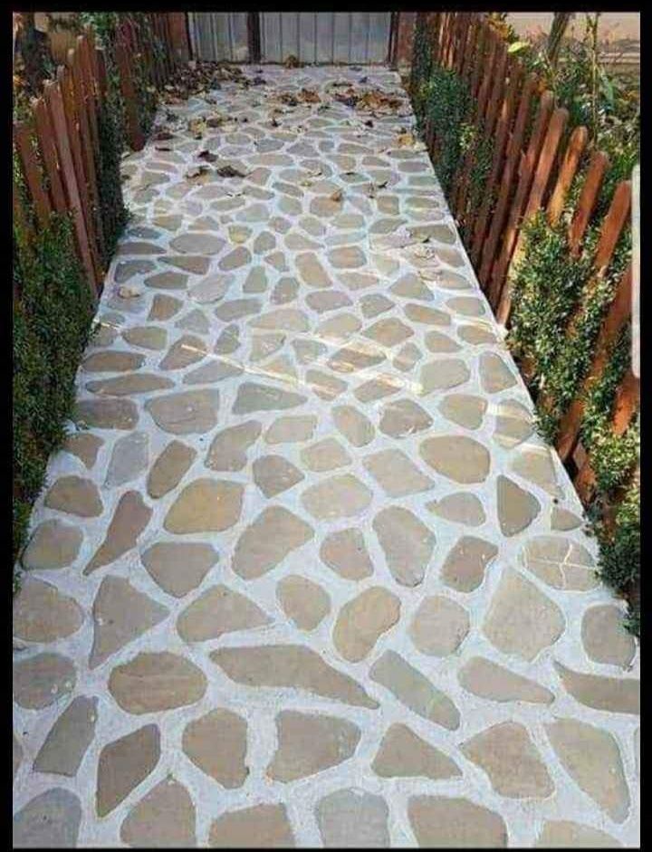 Piatră naturala decorativă Asigur transport și montaj