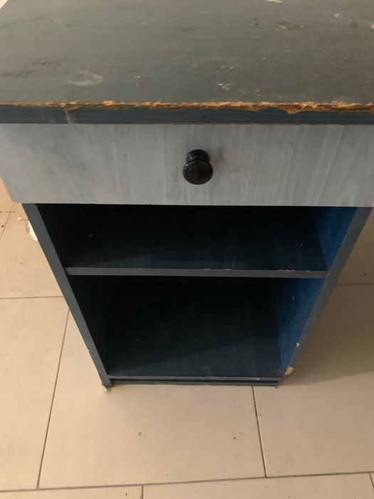 Birou vintage folosit dar bun