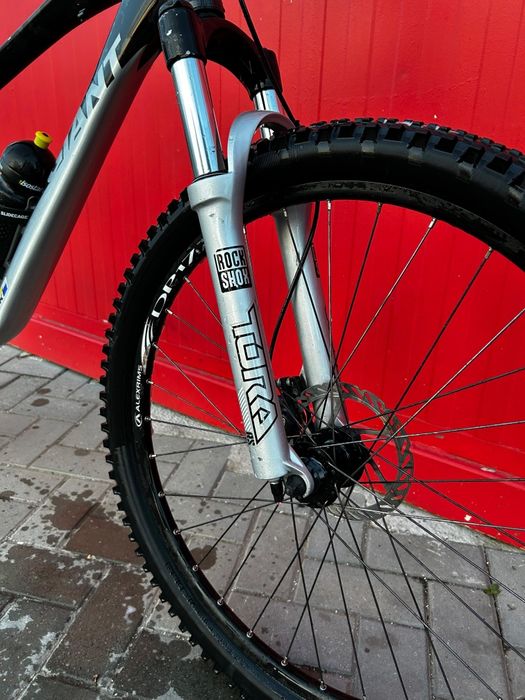 Vand bicicleta Giant Trance 3