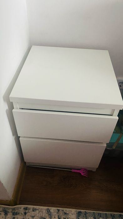 Продам Тумбу белая