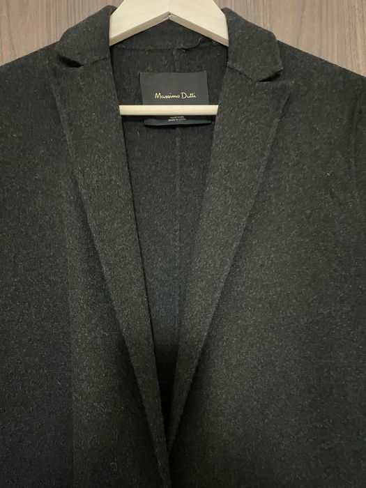 Вълнено палто на бранд Massimo Dutti