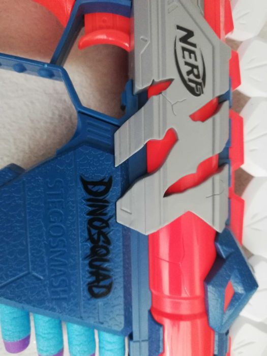 Продавам детски пистолети Nerf Fortnite