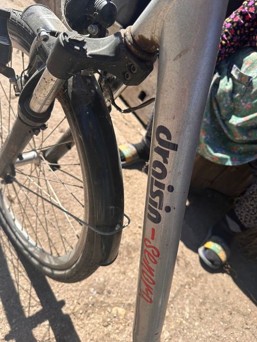Bicicleta 3 roti +coș