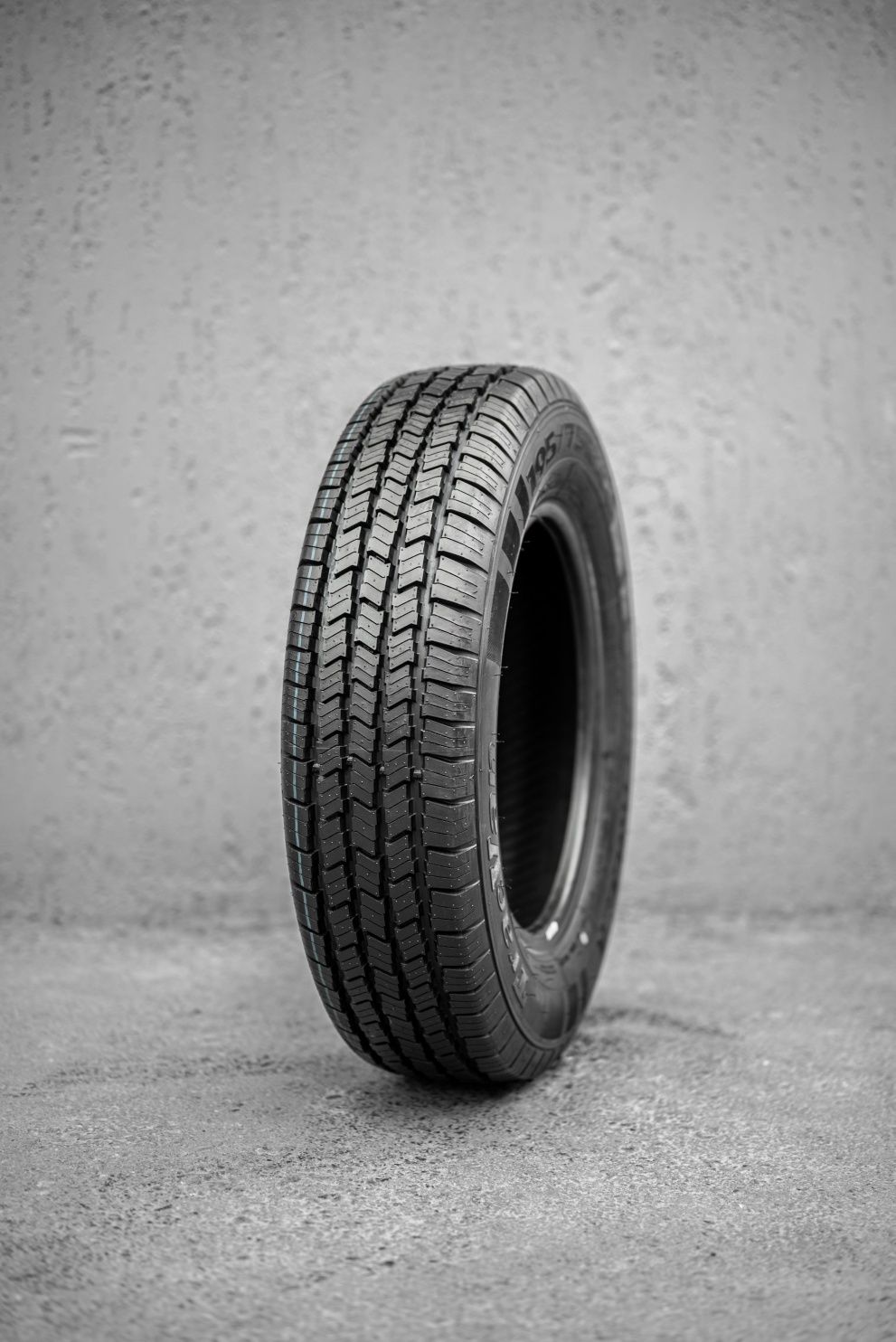 195/75R16C THREE-A TRACVAN 107/105R