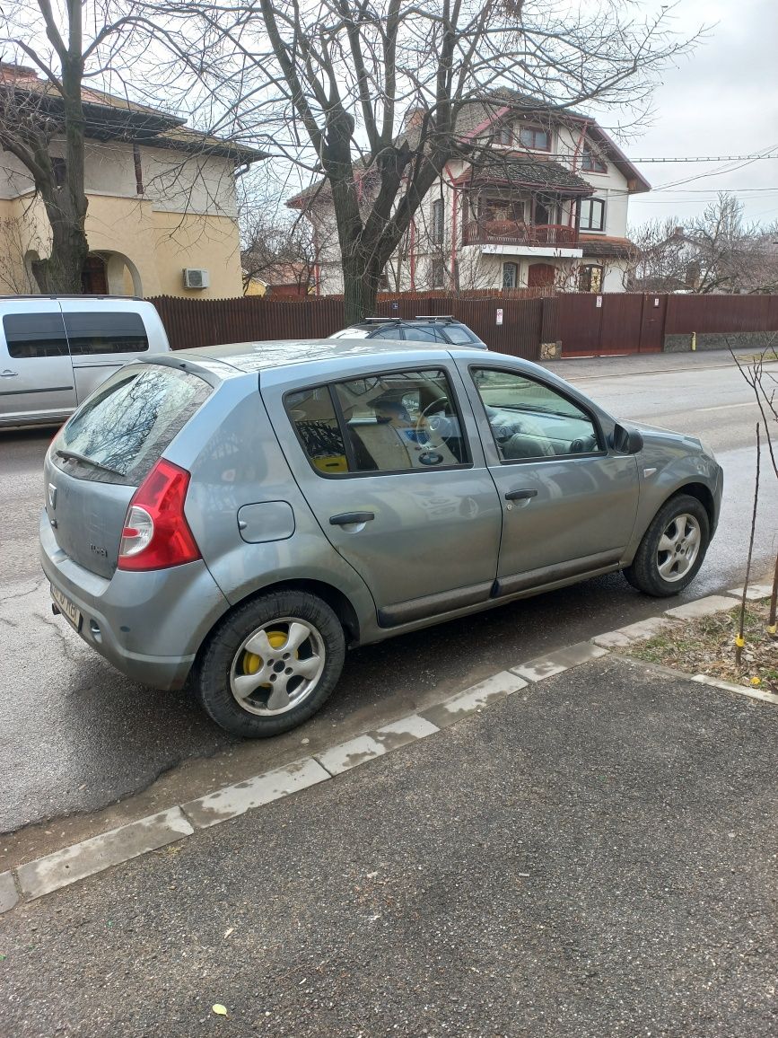 Dacia Sandero 2009