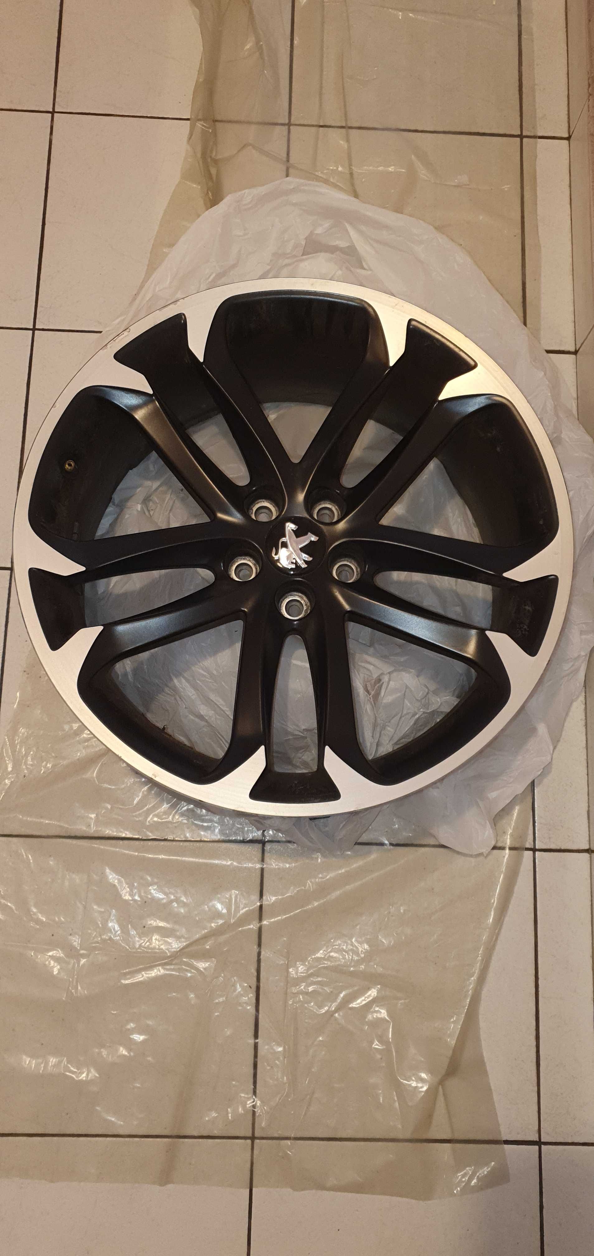Лети джанти 19 цола за Пежо 308(T9)/RCZ/508