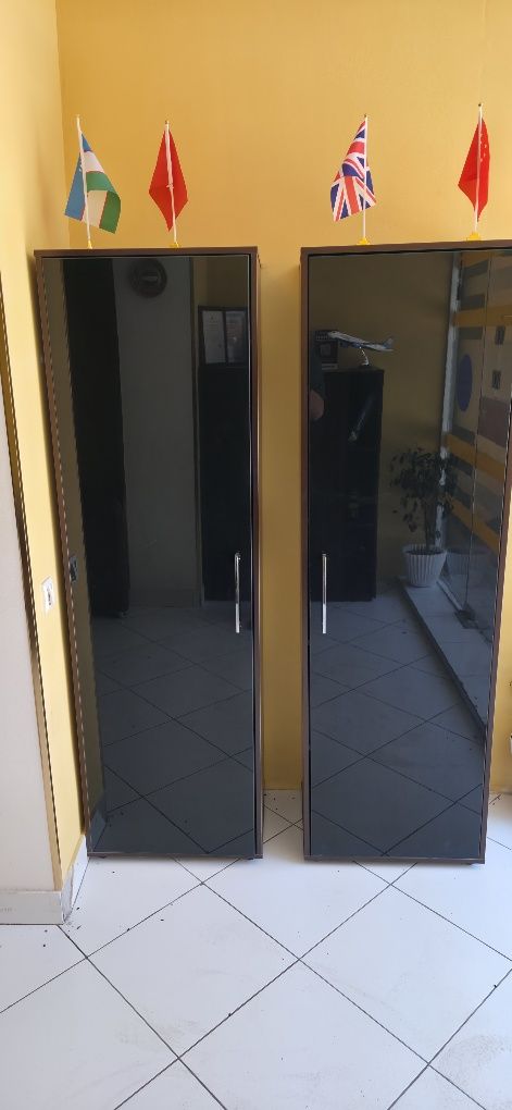 Продам офисную мебель комплект.