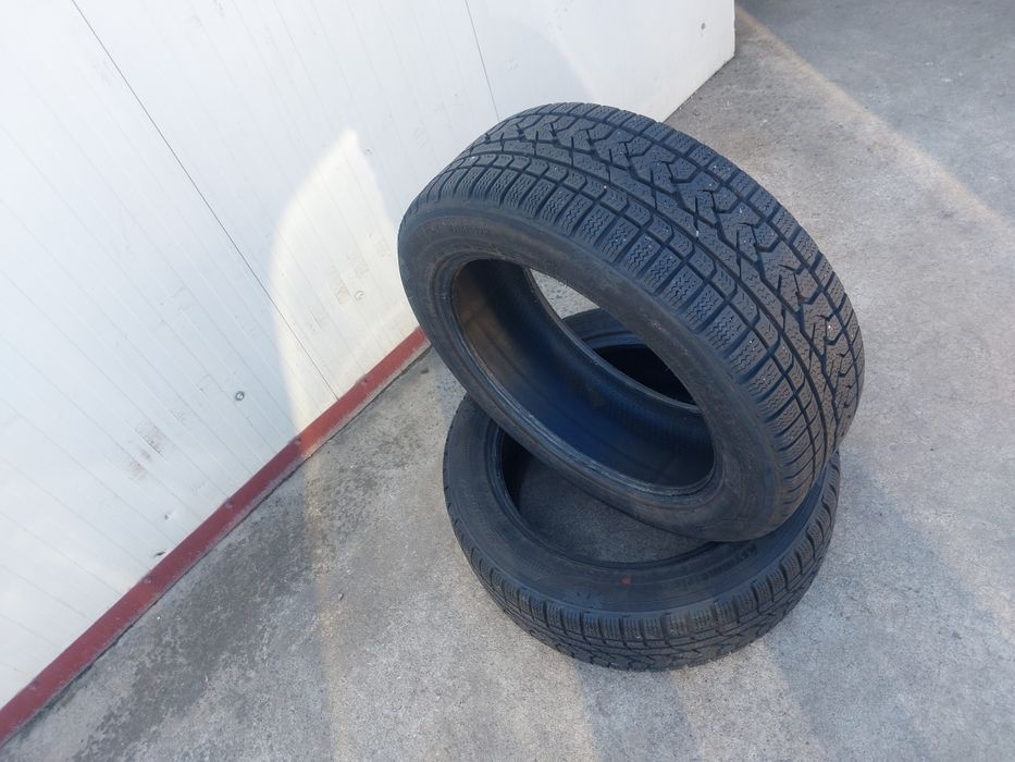150 lei bucata! Doua anvelope M+S/IARNA 215 55 18 Kumho ! 8 mm