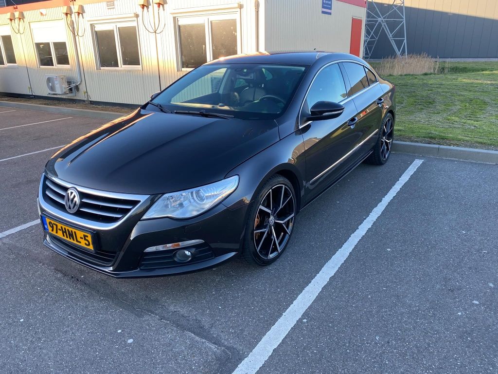 Passat CC 2.0 tdi  TOP !!!