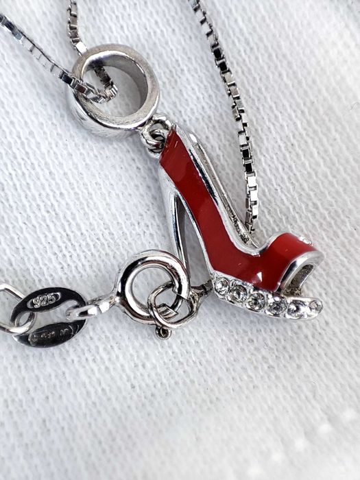 925 Pandantiv pantof cu toc email si swarovski Si Lant Argint