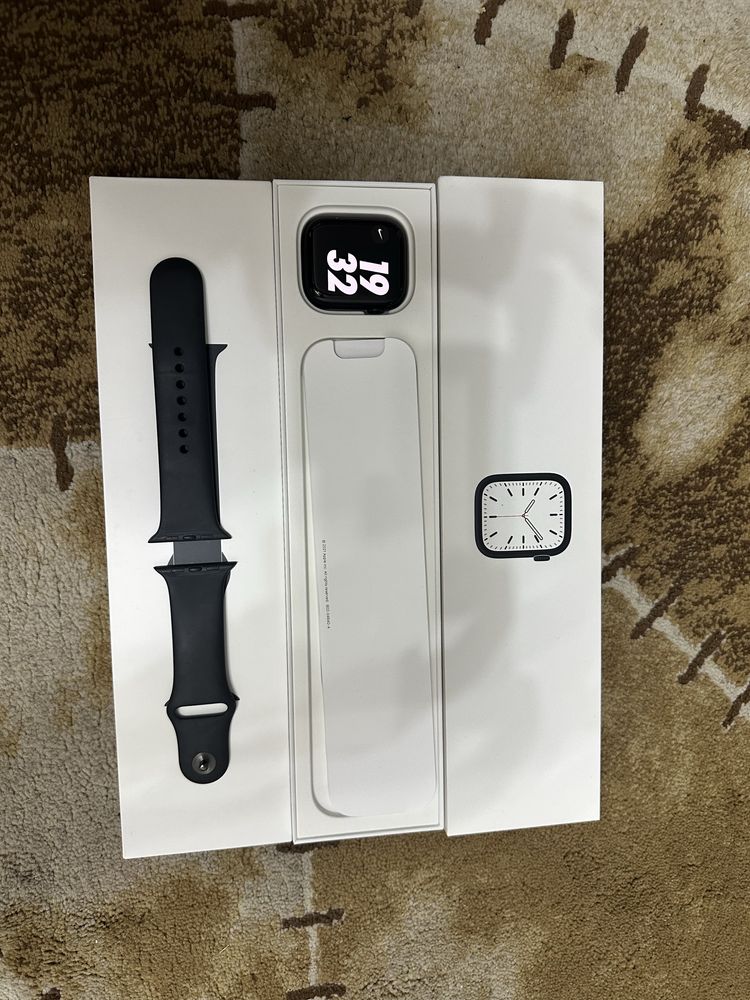 Apple Watch 7 45 mm