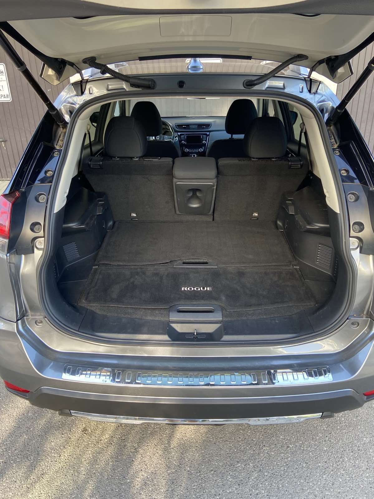 Nissan Rogue ( X-Traill ) ,2018