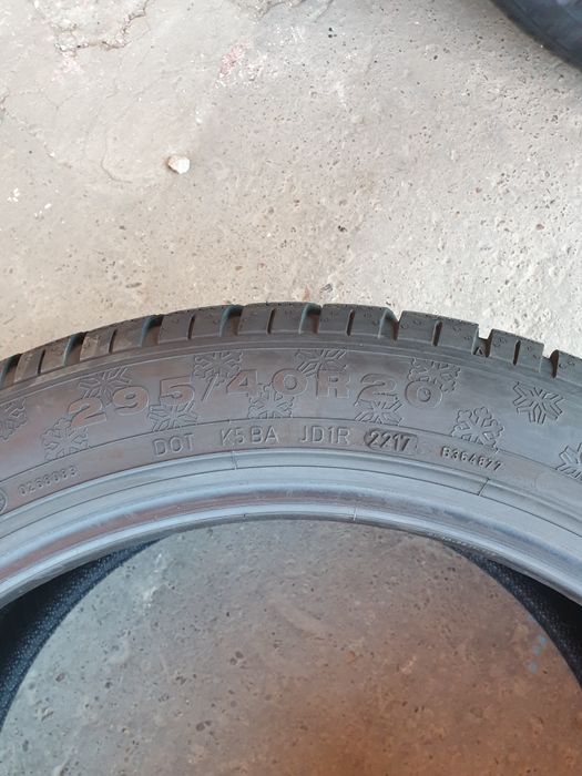2 anvelope iarna CA SI NOI DUNLOP 295/40/20 pret per bucata