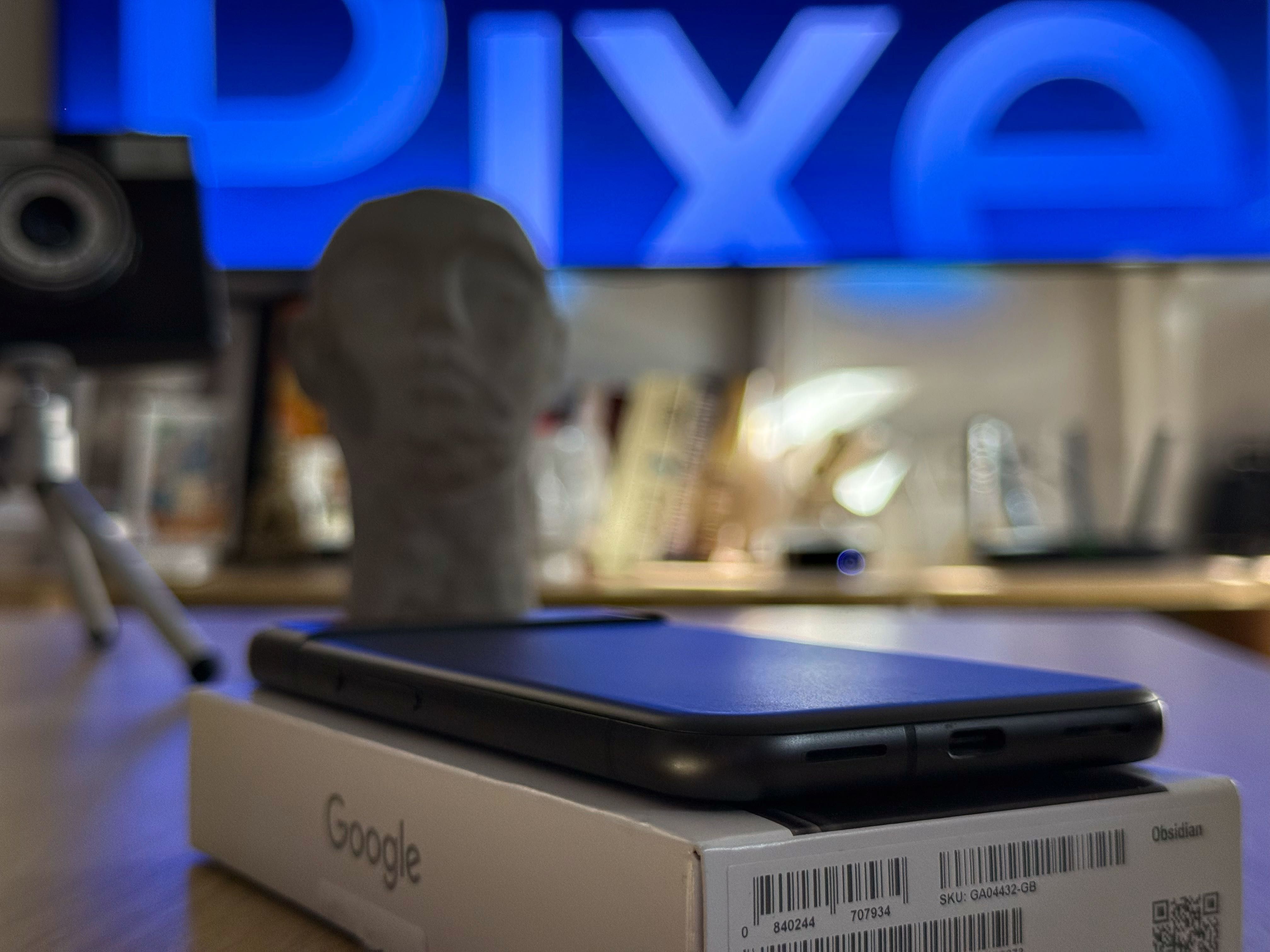 Pixel 8a 128GB Obsidian с гаранция