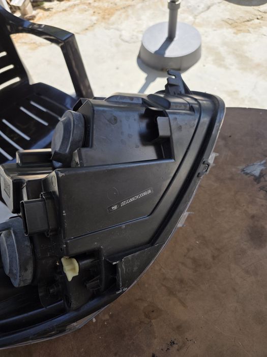 Ford transit connect courier 2016 ляв фар