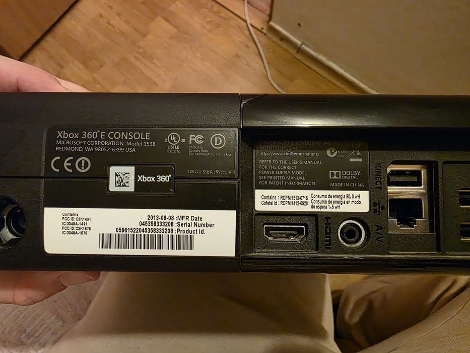 Xbox 360E 250GB FULL BOX