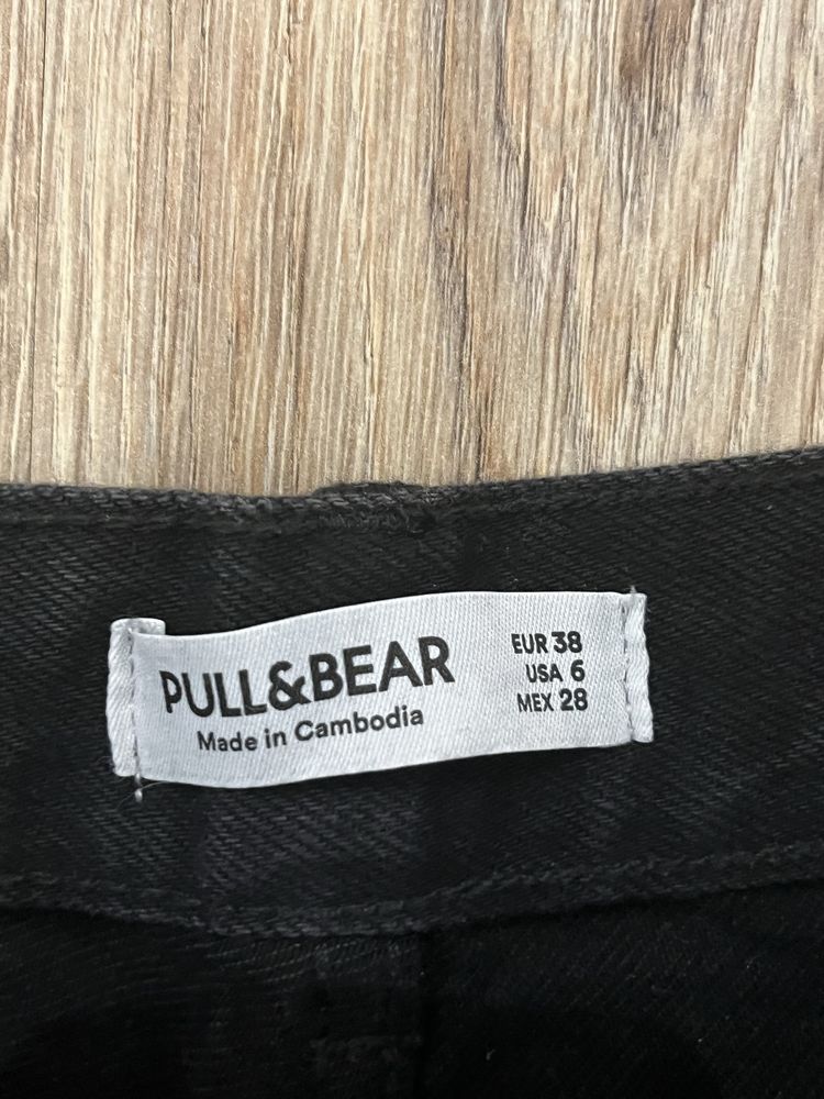Pull and bear flared кожен панталон