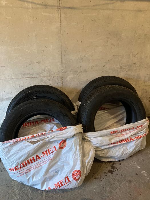 Комплект зимни гуми Nokian Snowproof 2 SUV 235/60/18 на 400-500 км