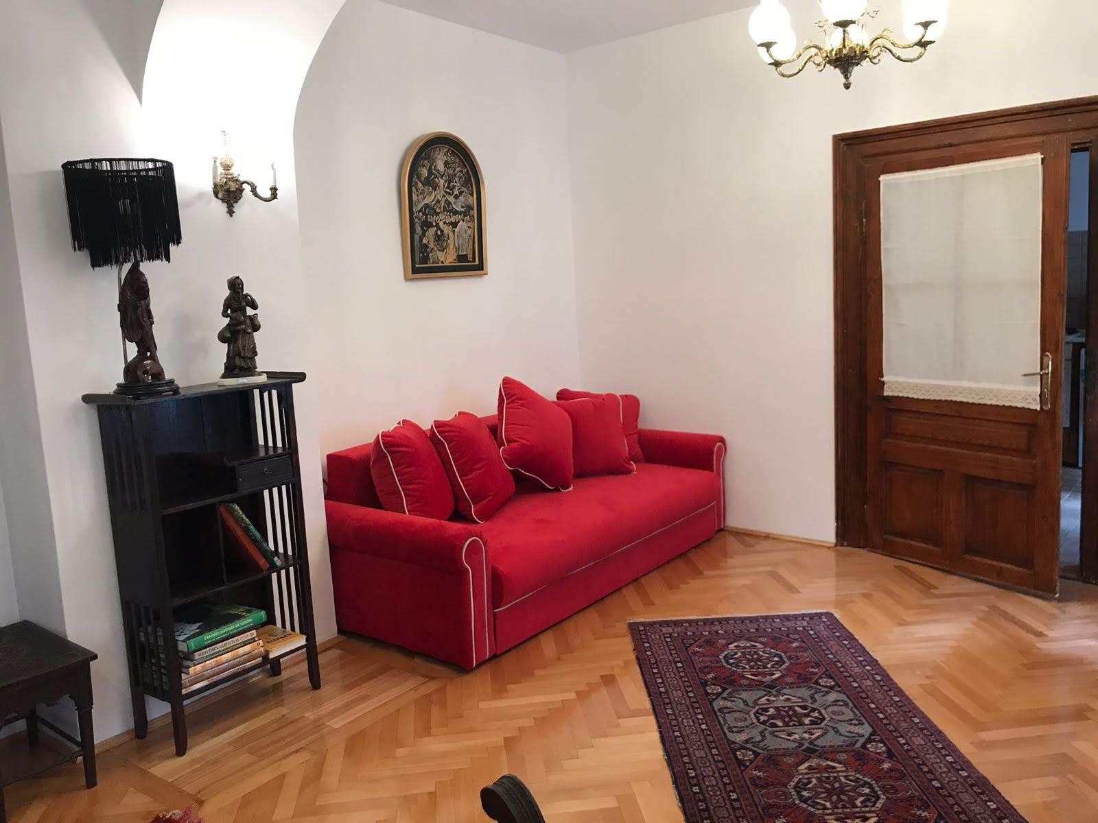 Apartament 2 camere de vanzare -Str. Castelului Brasov