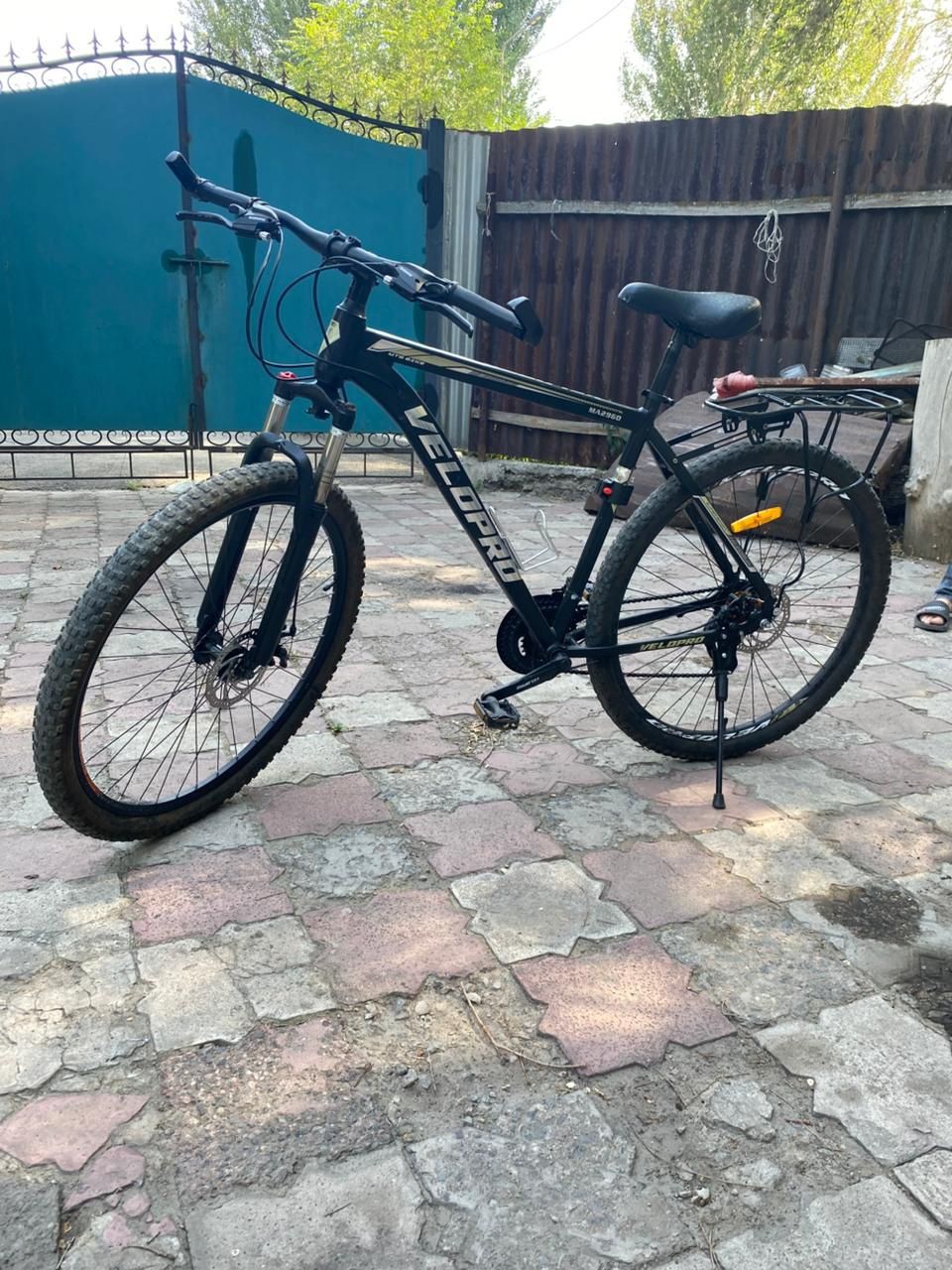 Почти новый МТБ Velopro