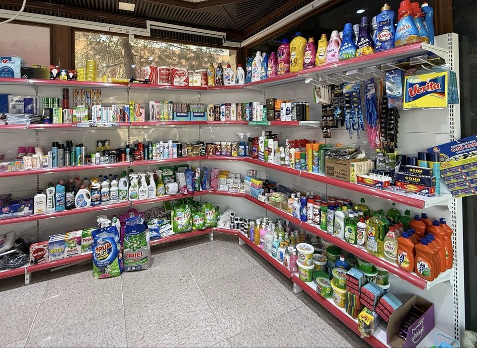 Торговые стелажи белые