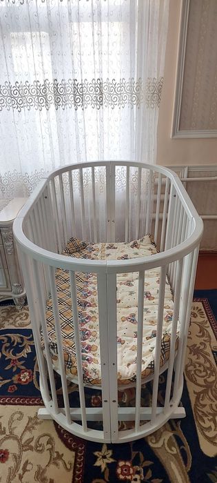 Манеж детская и кровать