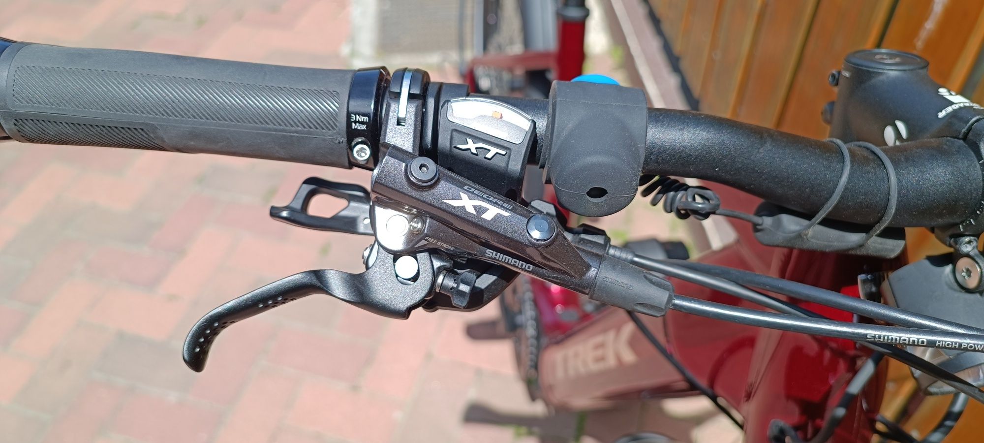 Vând bicicletă electrică Trek Allant+8