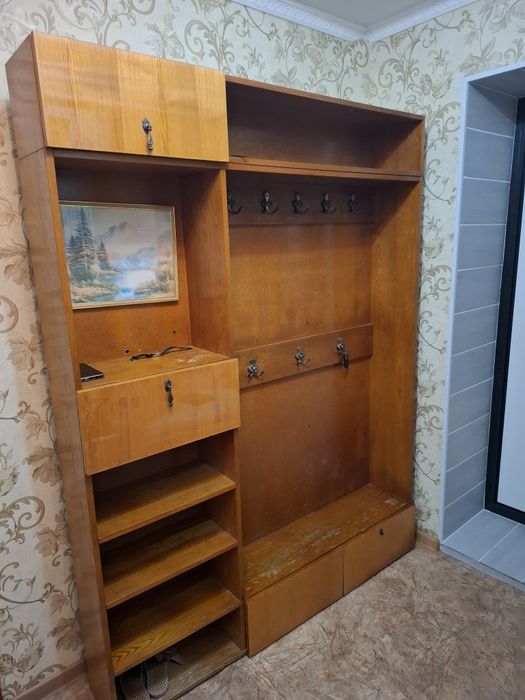 Шкаф для прихожей