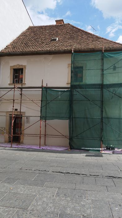 Amenajări interioare și exterioare