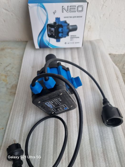 Suv Nasosni bosmini nazorat qiluvchi (Пресс кантирол)