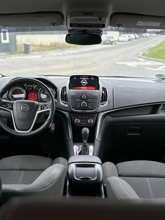 Opel Zafira 2016/Euro 6/ 2.0 diesel Automat  170 cp/7 locuri